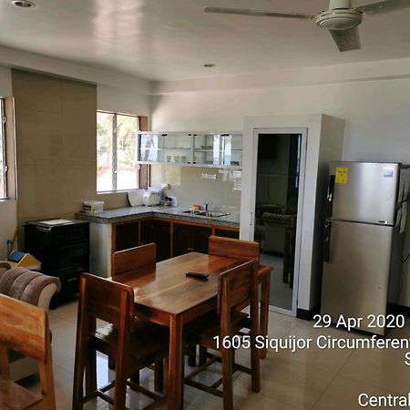 Tropicasa Siquijor Seafront Guest House Solangon Εξωτερικό φωτογραφία