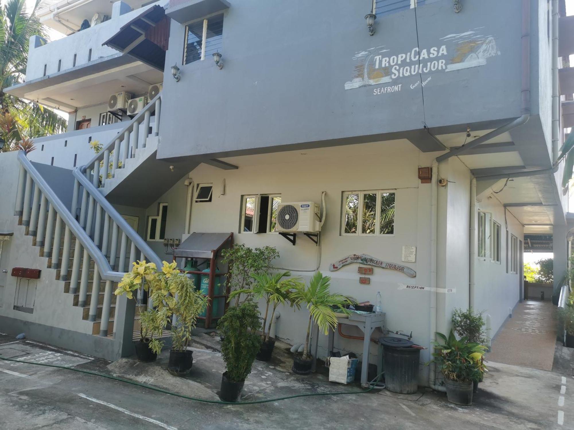 Tropicasa Siquijor Seafront Guest House Solangon Εξωτερικό φωτογραφία